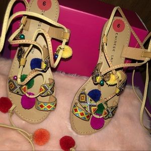 Chinese Laundry- Pom Pom Strap Knee Sandals